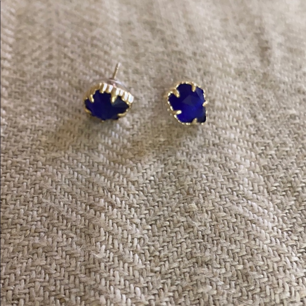 Kendra Scott earrings